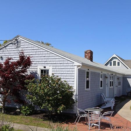 Seaside Serenity, Just A Block /0.1 Mile Away From The Beach Yarmouth Port Exteriör bild