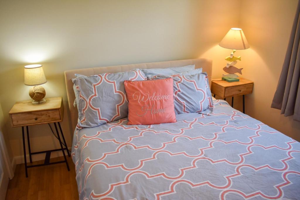 Seaside Serenity, Just A Block /0.1 Mile Away From The Beach Yarmouth Port Exteriör bild